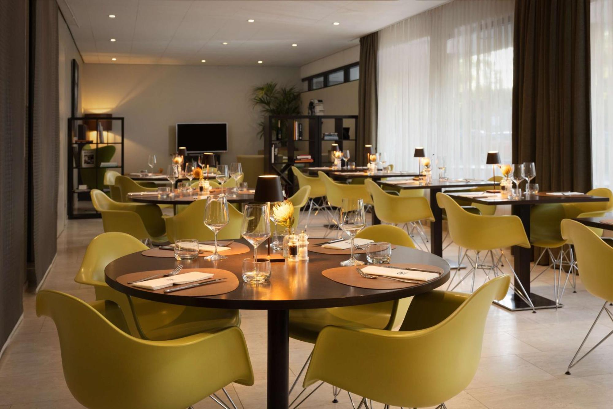 Nh Amsterdam Zuid Hotel Екстериор снимка