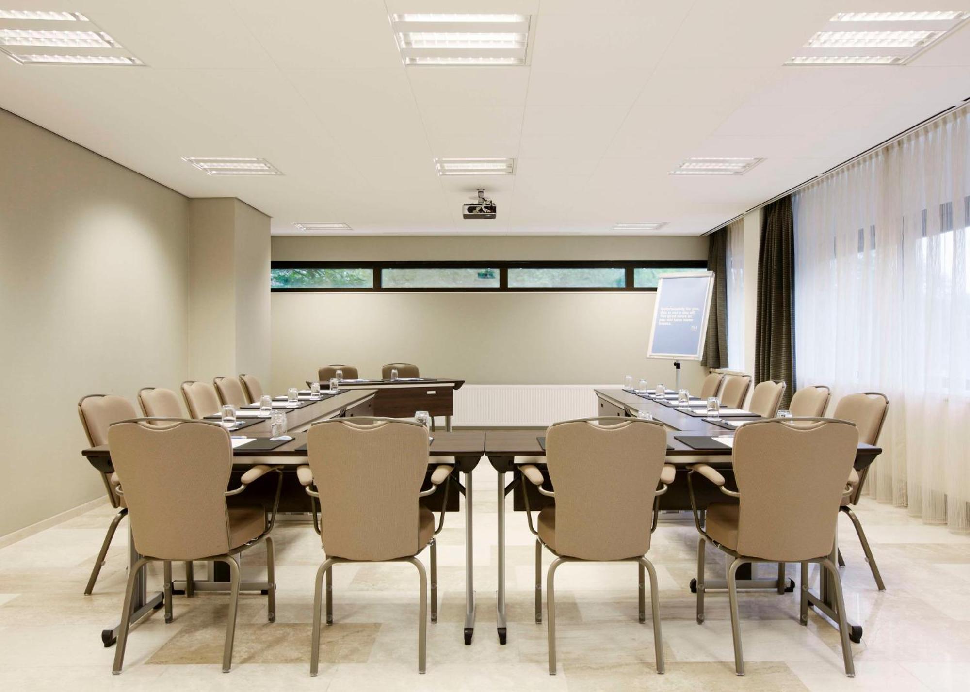 Nh Amsterdam Zuid Hotel Екстериор снимка