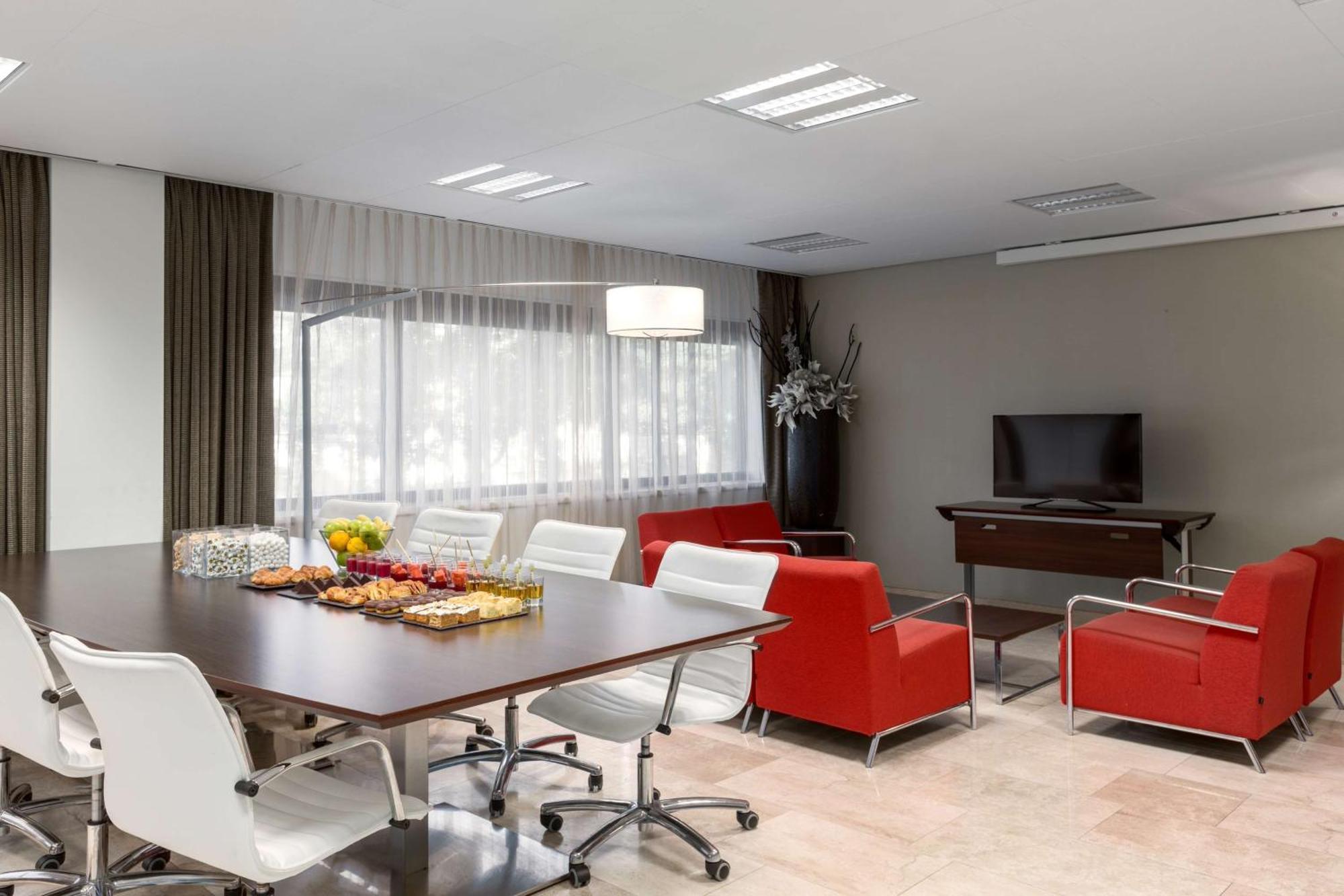 Nh Amsterdam Zuid Hotel Екстериор снимка