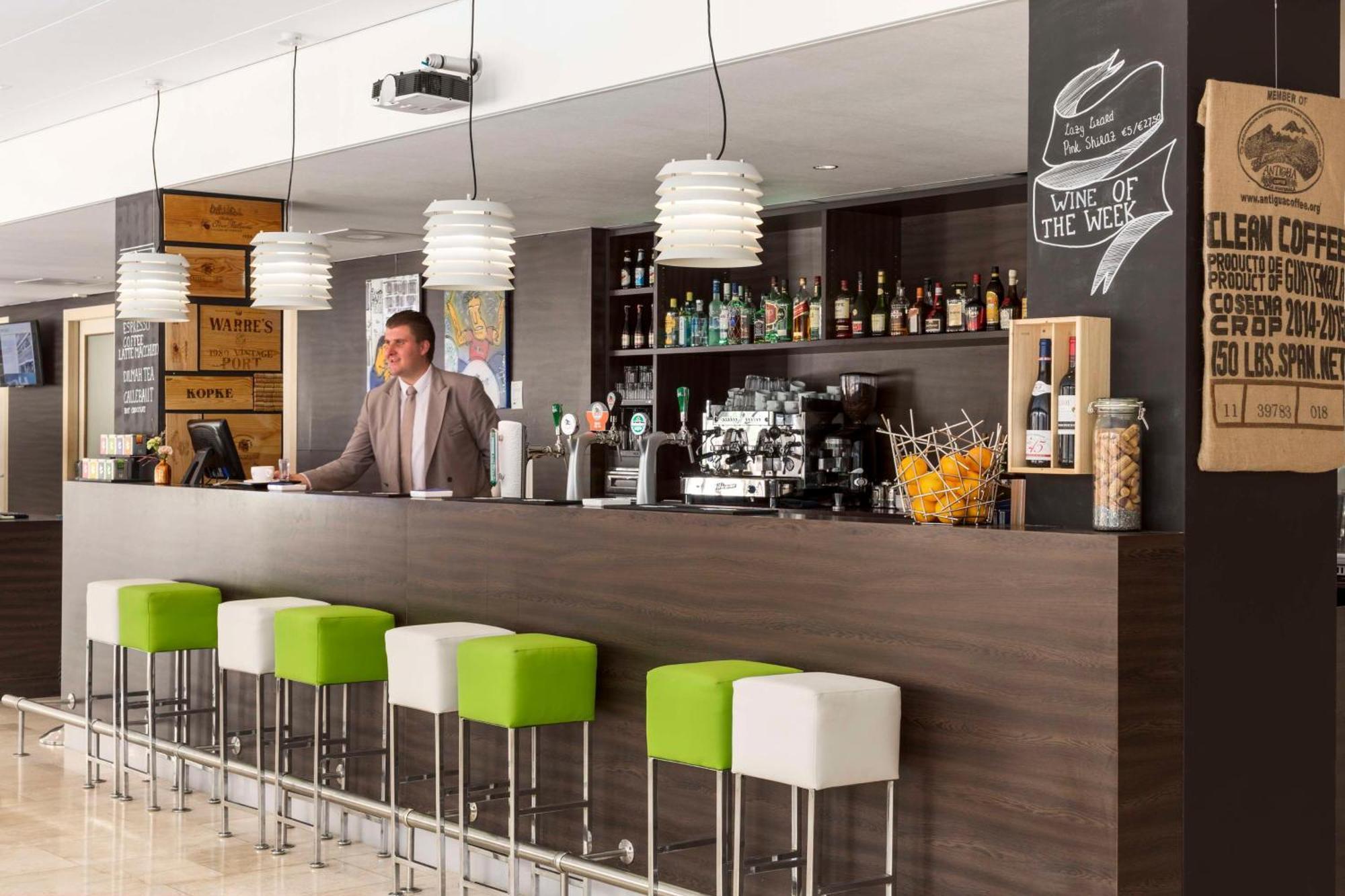 Nh Amsterdam Zuid Hotel Екстериор снимка