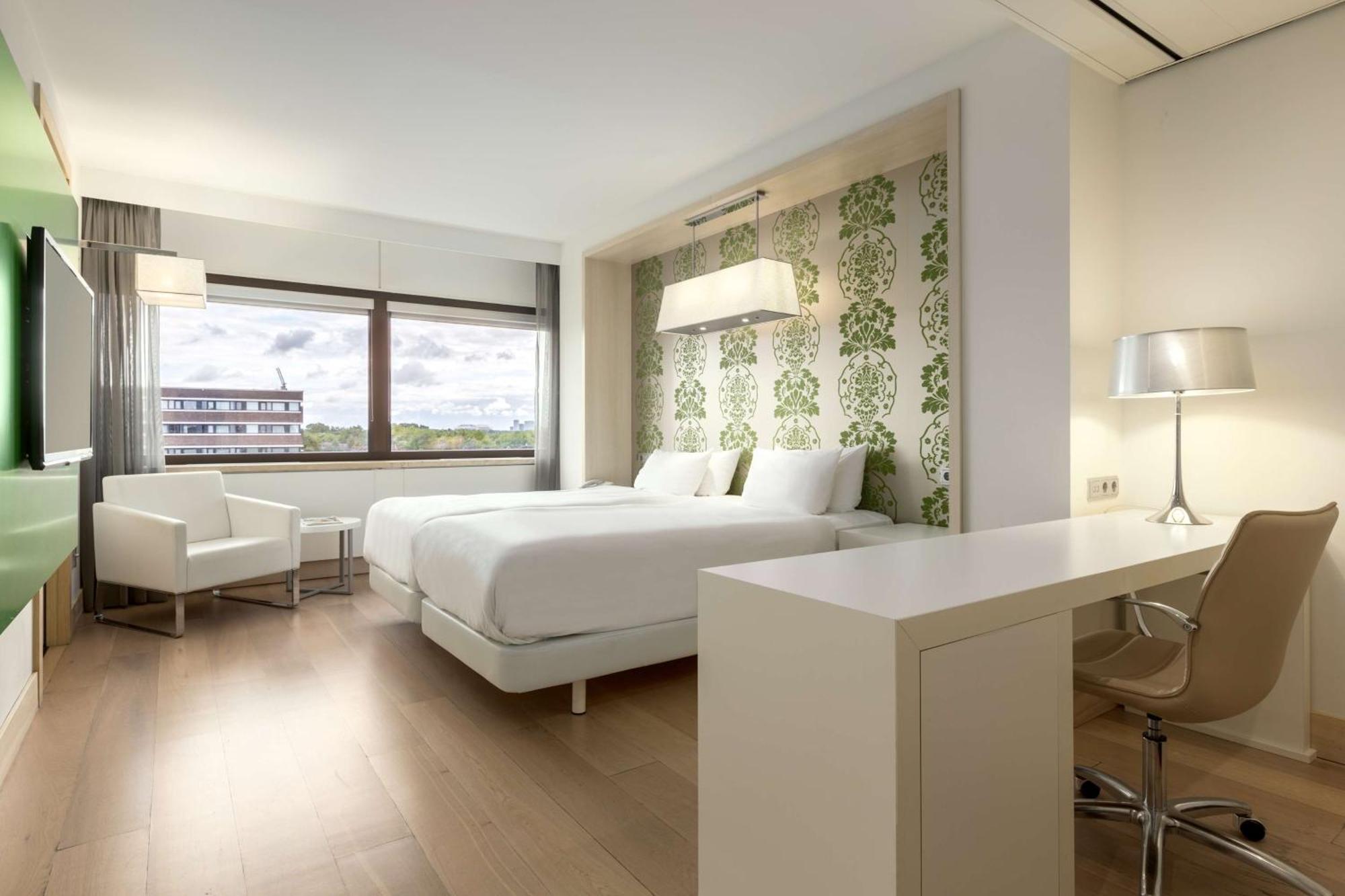 Nh Amsterdam Zuid Hotel Екстериор снимка