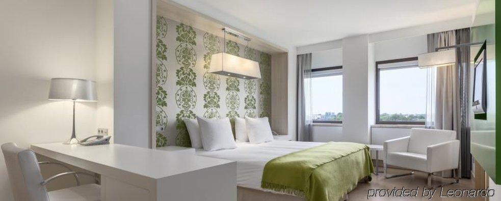 Nh Amsterdam Zuid Hotel Екстериор снимка